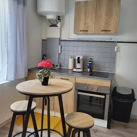Appartement Calme - Wifi - Netflix - Stationnement Gratuit à Lens Extérieur photo